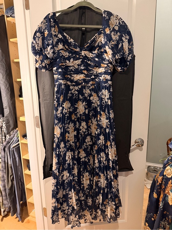 Abercrombie & Fitch Dresses & Skirts - Navy Floral Midi Dress with Puff Sleeves